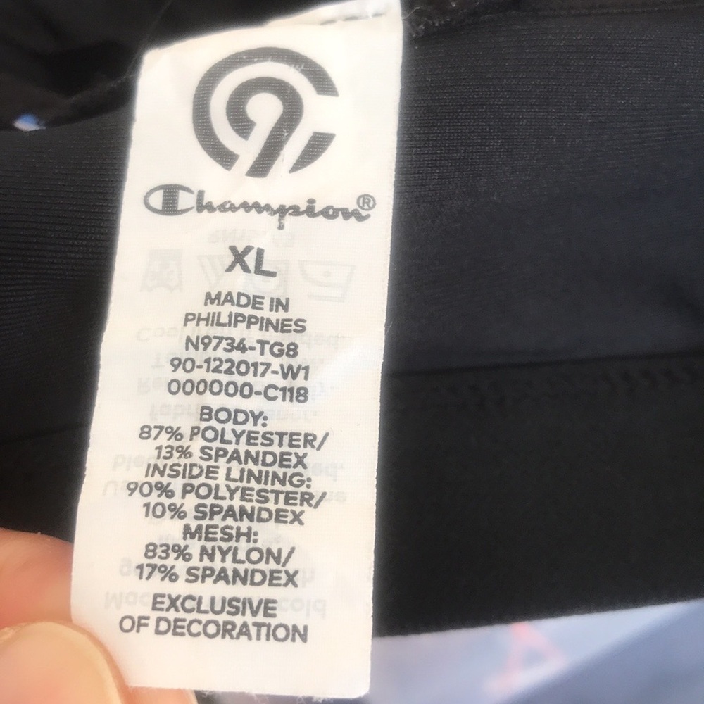 Razor back women sports bra. - Picture 5 of 6